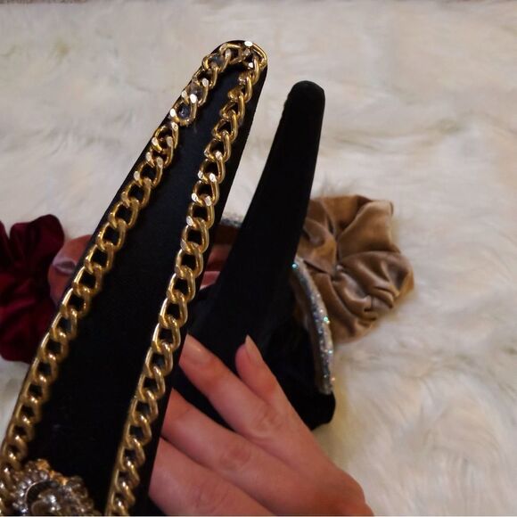 ʜᴀɪʀ ᴀᴄᴄᴇꜱꜱᴏʀʏ ʙᴜɴᴅʟᴇ ᴡɪᴛʜ ᴠᴇʟᴠᴇᴛ ꜱᴄʀᴜɴᴄʜɪᴇꜱ ᴀɴᴅ ʙᴇᴀᴅᴇᴅ ʜᴇᴀᴅʙᴀɴᴅ ꜱᴇᴛ - Picture 9 of 12